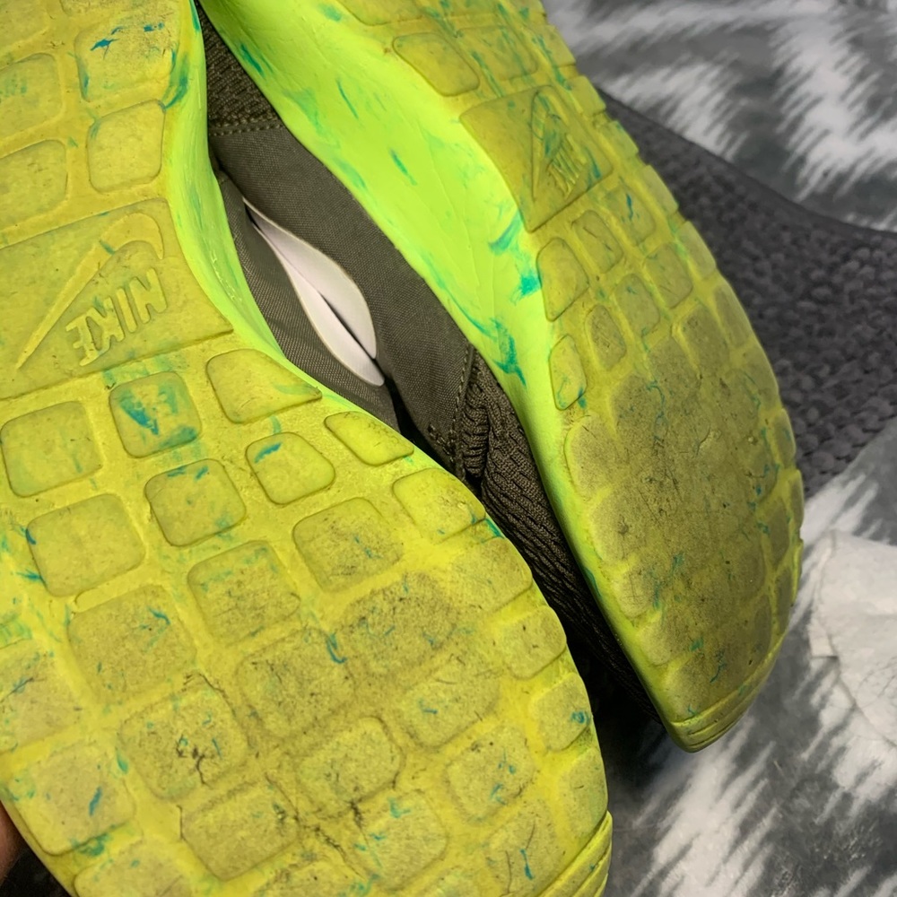 Nike Roshe size womens 9 ,mens 8 - Picture 12 of 13